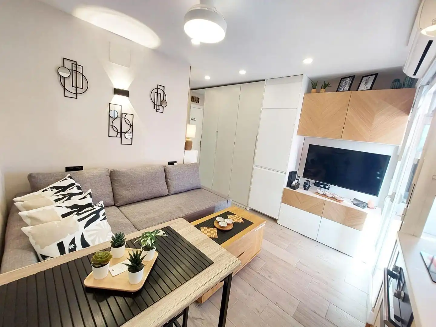 Living room of Study for sale in Benalmádena  with Air Conditioner, Private garden and Furnished