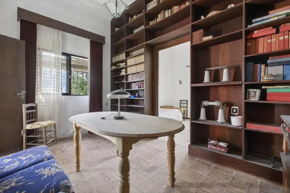 Finca rústica en venta en C. Pablo Picasso, Lora del Río