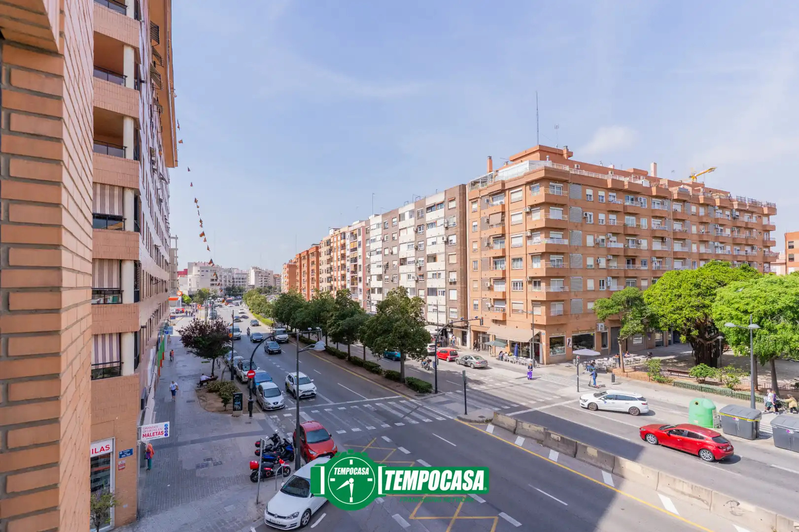 Vista exterior de Piso en venta en Valencia con Aire acondicionado, Calefacción y Internet