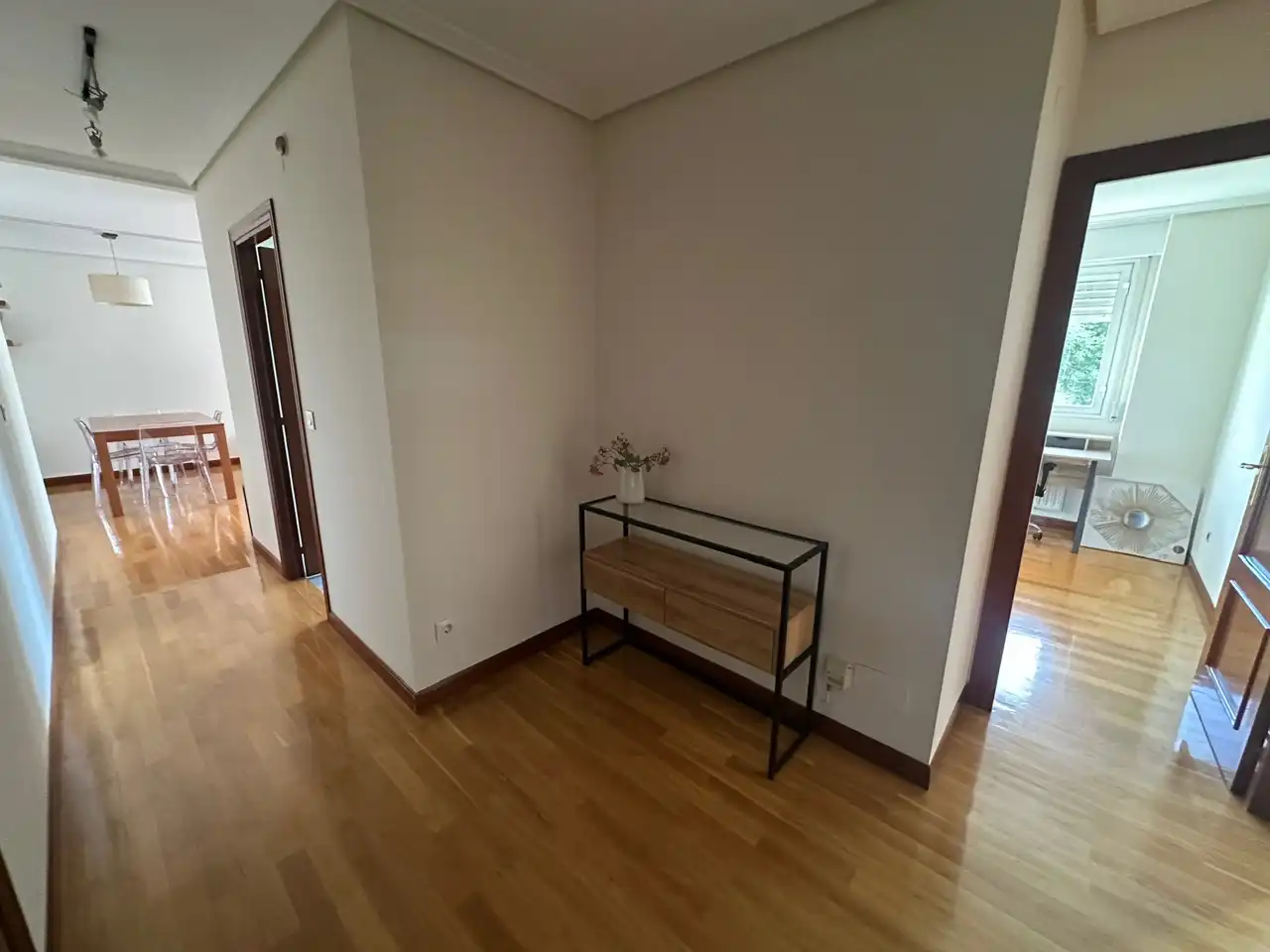 Piso de alquiler en  Pamplona / Iruña con Calefacción, Amueblado y Horno