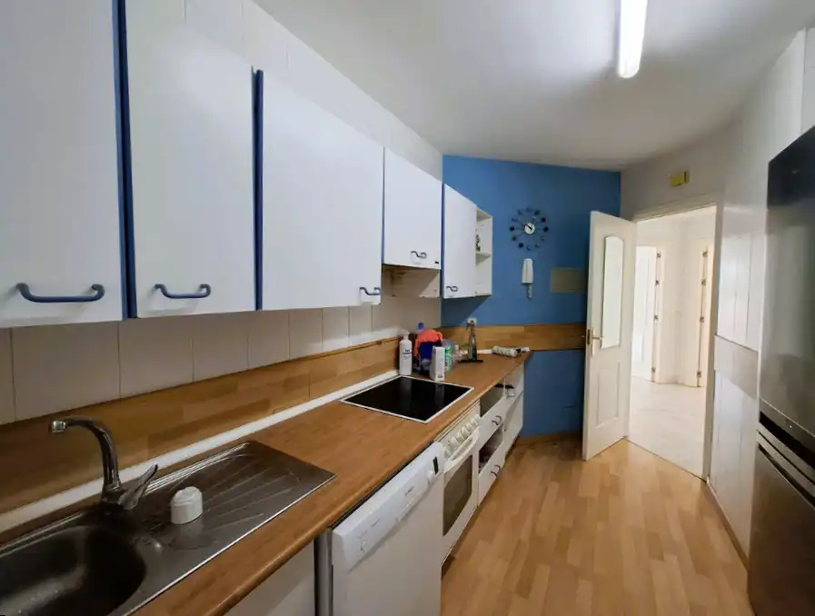 Kitchen of Flat for sale in Marbella  with Air Conditioner, Private garden and Terrace