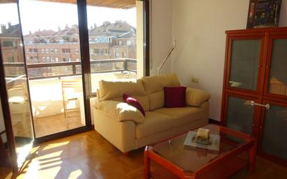 Living room of Flat to rent in  Pamplona / Iruña  with Terrace and Balcony