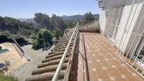 Vista exterior de Casa o xalet en venda en Cervelló amb Calefacció, Terrassa i Piscina