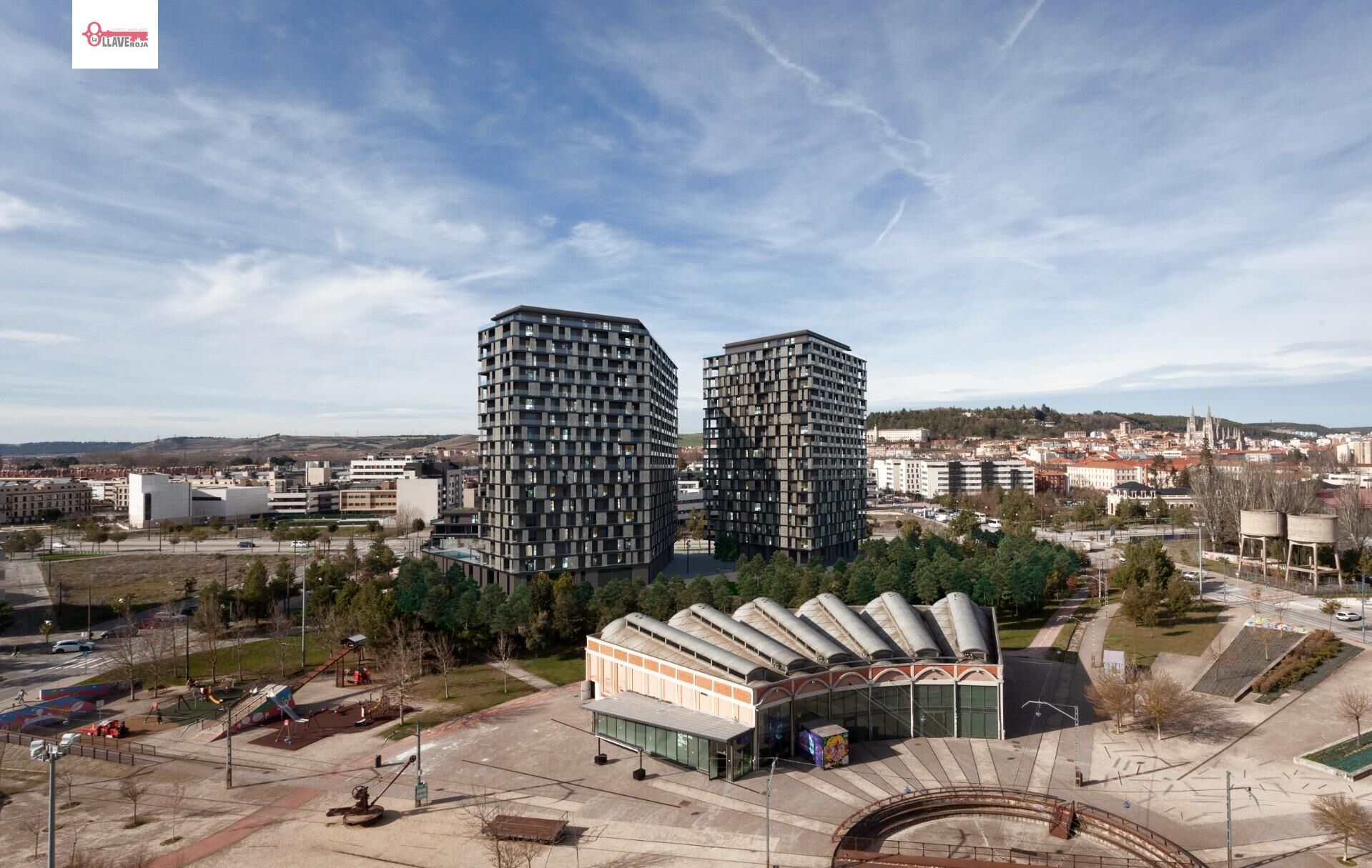 Vista exterior de Pis en venda en Burgos Capital amb Calefacció, Jardí privat i Terrassa