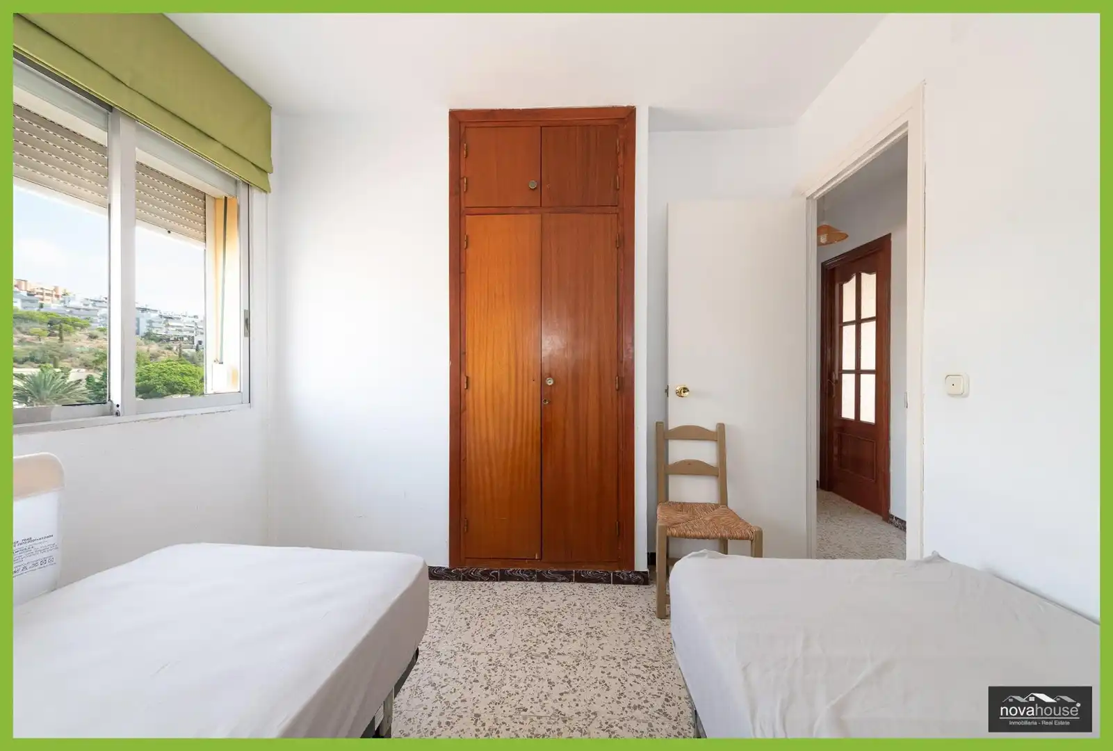 Bedroom of Flat for sale in Rincón de la Victoria  with Air Conditioner, Terrace and Alarm