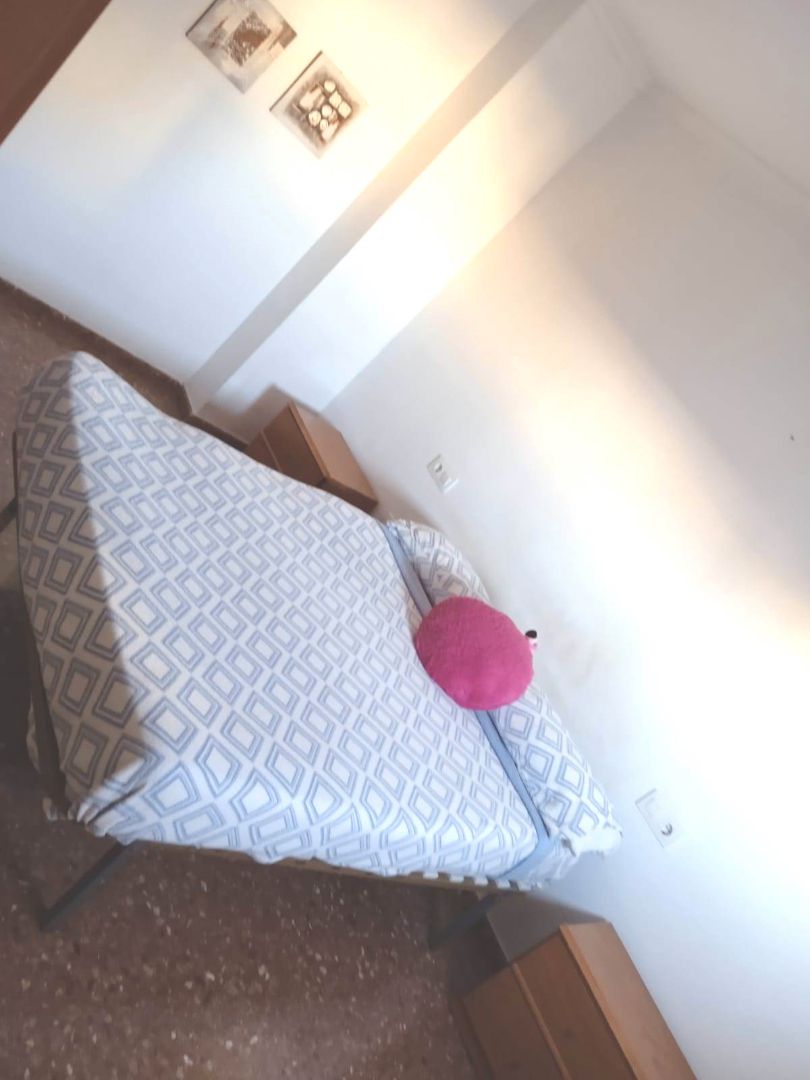 Bedroom of Flat to share in  Valencia Capital  with Air Conditioner, Furnished and Oven