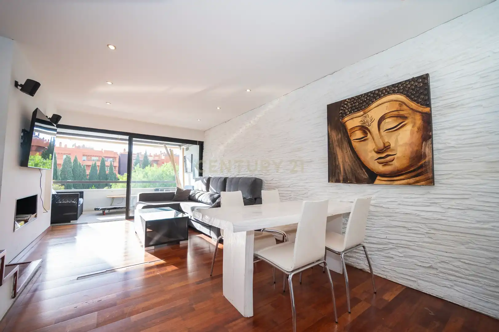 Living room of Flat for sale in Santa Eulària des Riu  with Air Conditioner, Private garden and Balcony