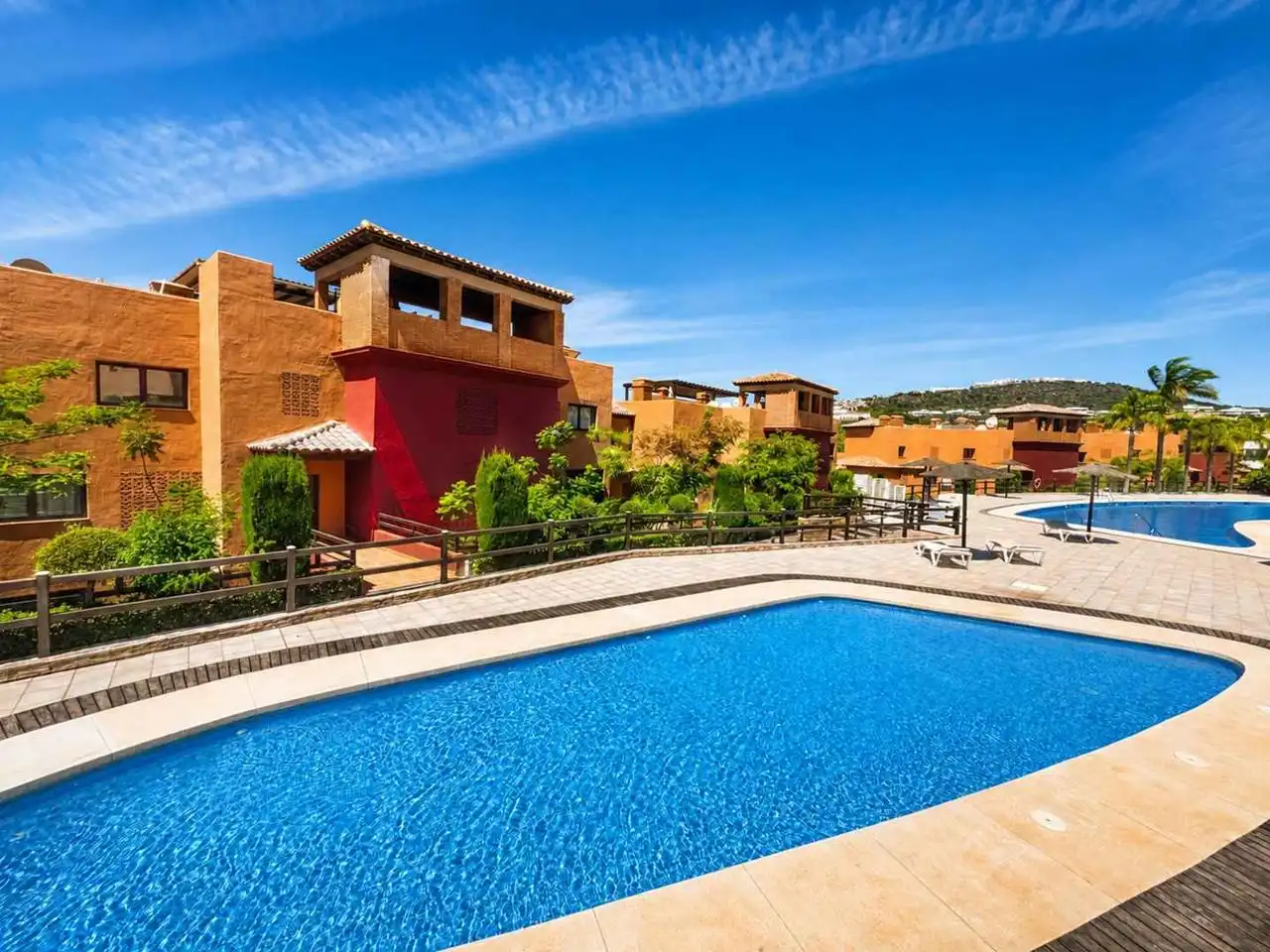 Piscina de Ático en venta en Casares con Aire acondicionado, Calefacción y Terraza