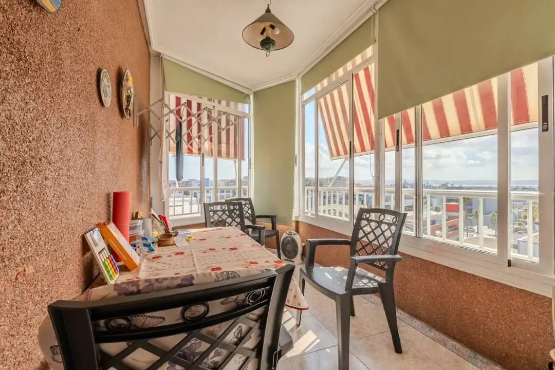 Terraza de Piso en venta en Torrevieja con Aire acondicionado y Calefacción