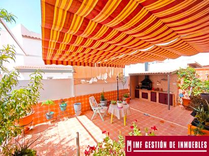 Terrassa de Casa adosada en venda en Vélez-Málaga amb Aire condicionat, Terrassa i Balcó