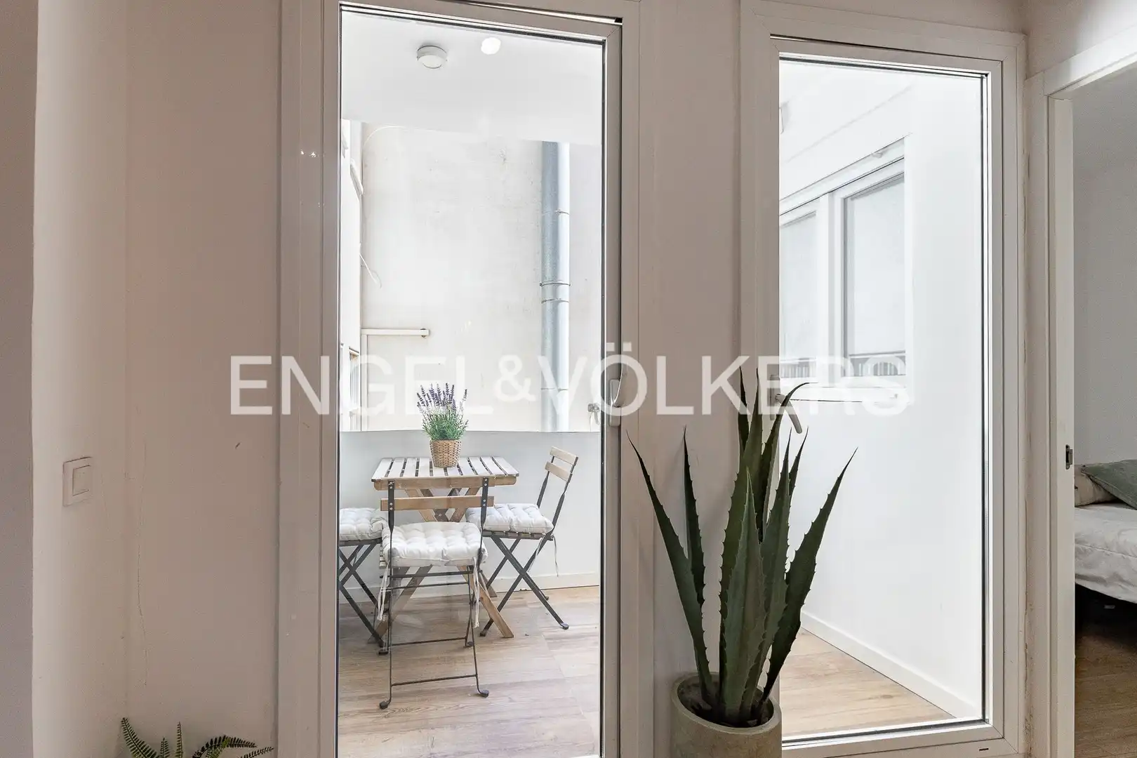 Terraza de Piso en venta en L'Hospitalet de Llobregat con Aire acondicionado, Calefacción y Terraza