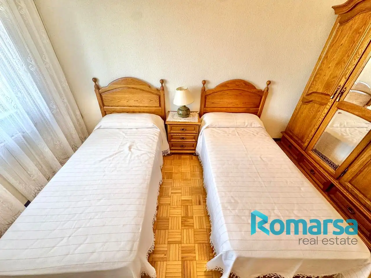 Habitación de Piso en venta en Ávila con Calefacción, Parquet y Trastero
