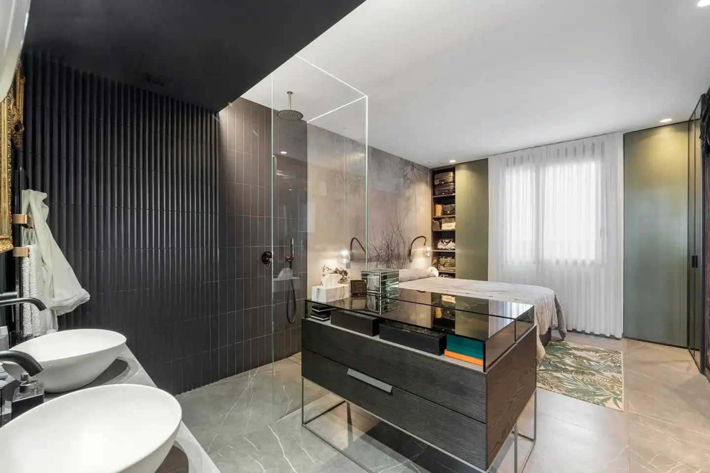 Schlafzimmer von Erdgeschoss zum Verkauf in Madrid mit Klimaanlage, Privatgarten und Terrasse