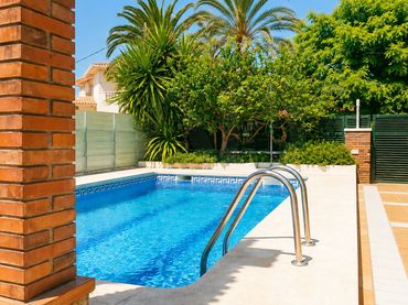 Casa amb piscina en venda a Ardiaca - La Llosa