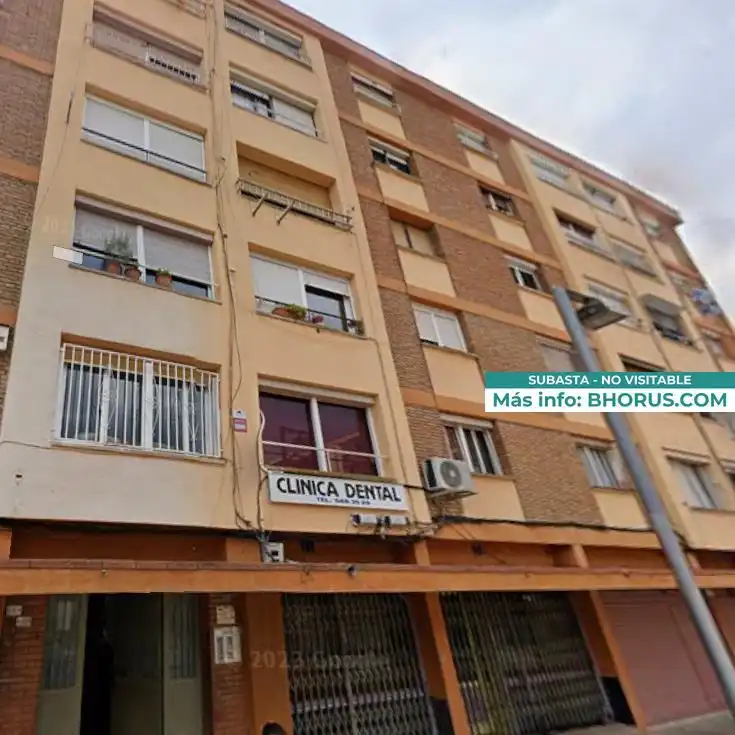 Pis amb ascensor en venda a POBLE 3