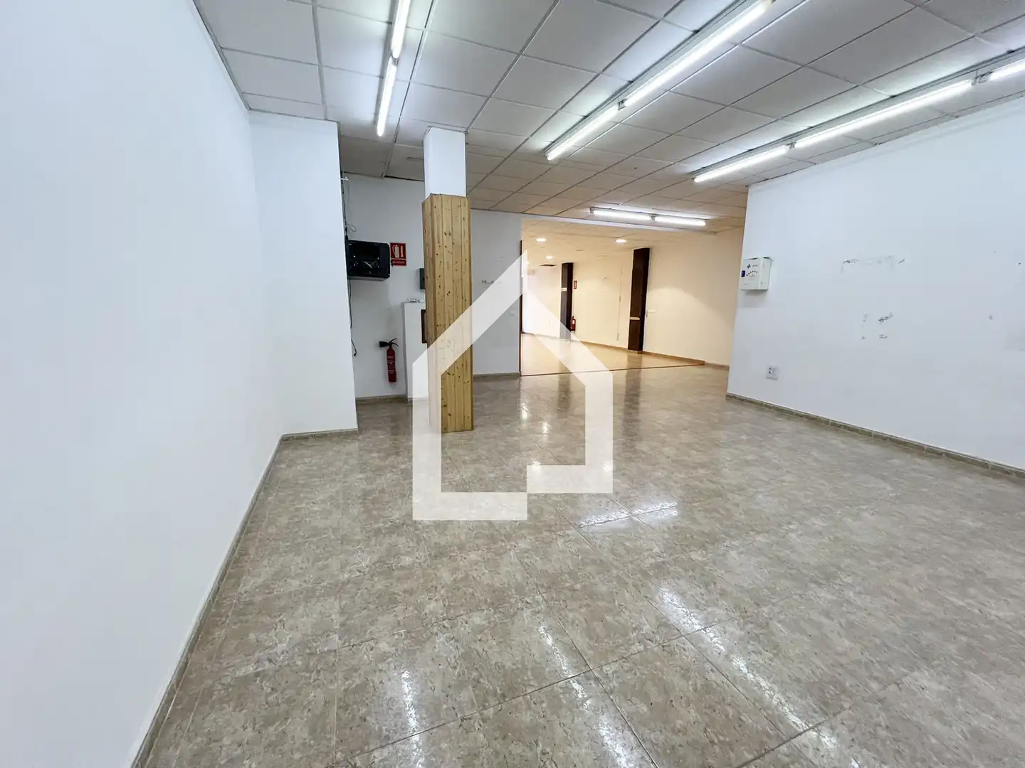 Gewerbefläche zum Verkauf in Calle Capitán Torregrosa, imagen 10