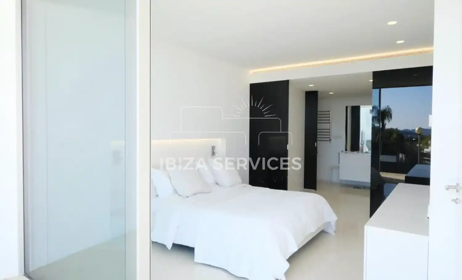 Habitación de Casa o chalet de alquiler en Santa Eulària des Riu con Aire acondicionado, Jardín privado y Piscina