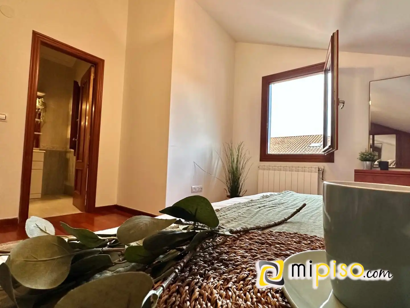 Habitación de Casa o chalet en venta en Voto con Calefacción