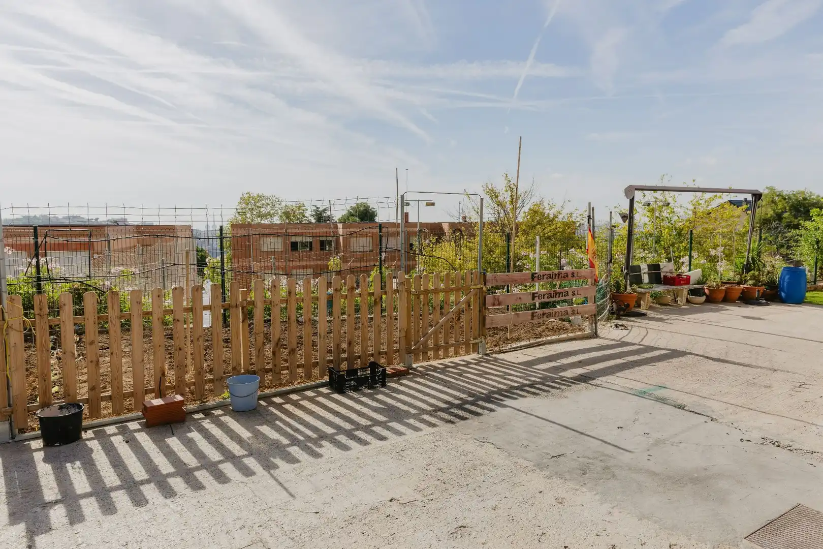 Garden of Houses for sale in Santa Coloma de Gramenet  with Air Conditioner, Heating and Private garden