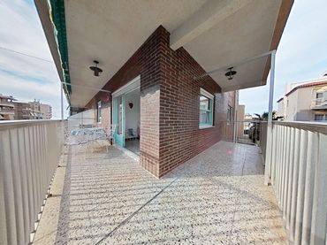 Piso con ascensor en venta en Santa Pola ciudad