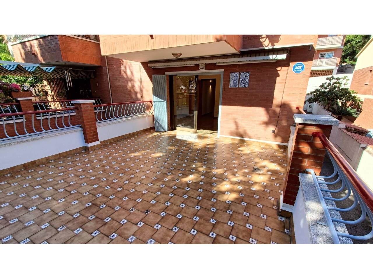 Terrace of Flat for sale in Santa Coloma de Gramenet  with Heating and Terrace