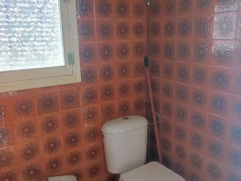 Baño de Piso en venta en Tobarra con Aire acondicionado y Amueblado