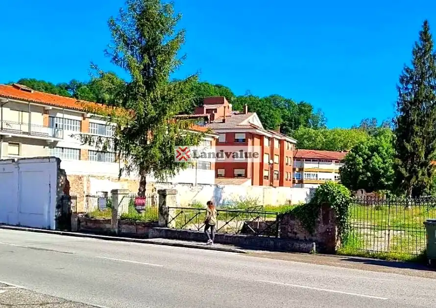Vista exterior de Residencial en venta en Cabezón de la Sal