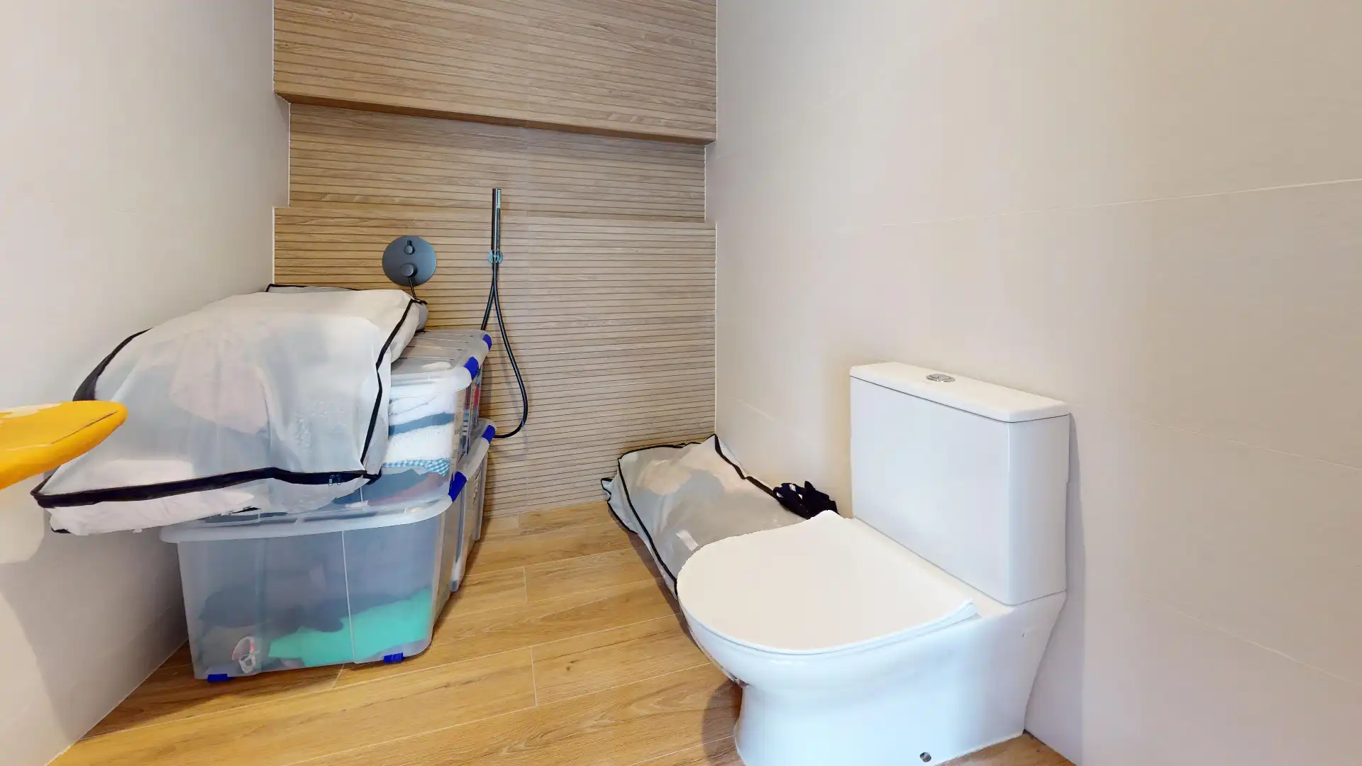 Bany de Casa o xalet en venda en Riba-roja de Túria amb Aire condicionat, Jardí privat i Terrassa