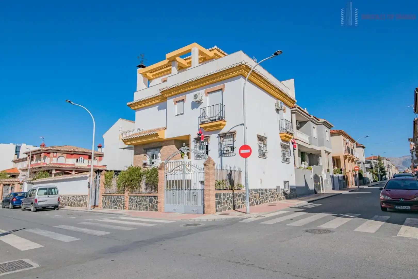 Vista exterior de Casa o xalet en venda en Maracena amb Aire condicionat, Calefacció i Terrassa