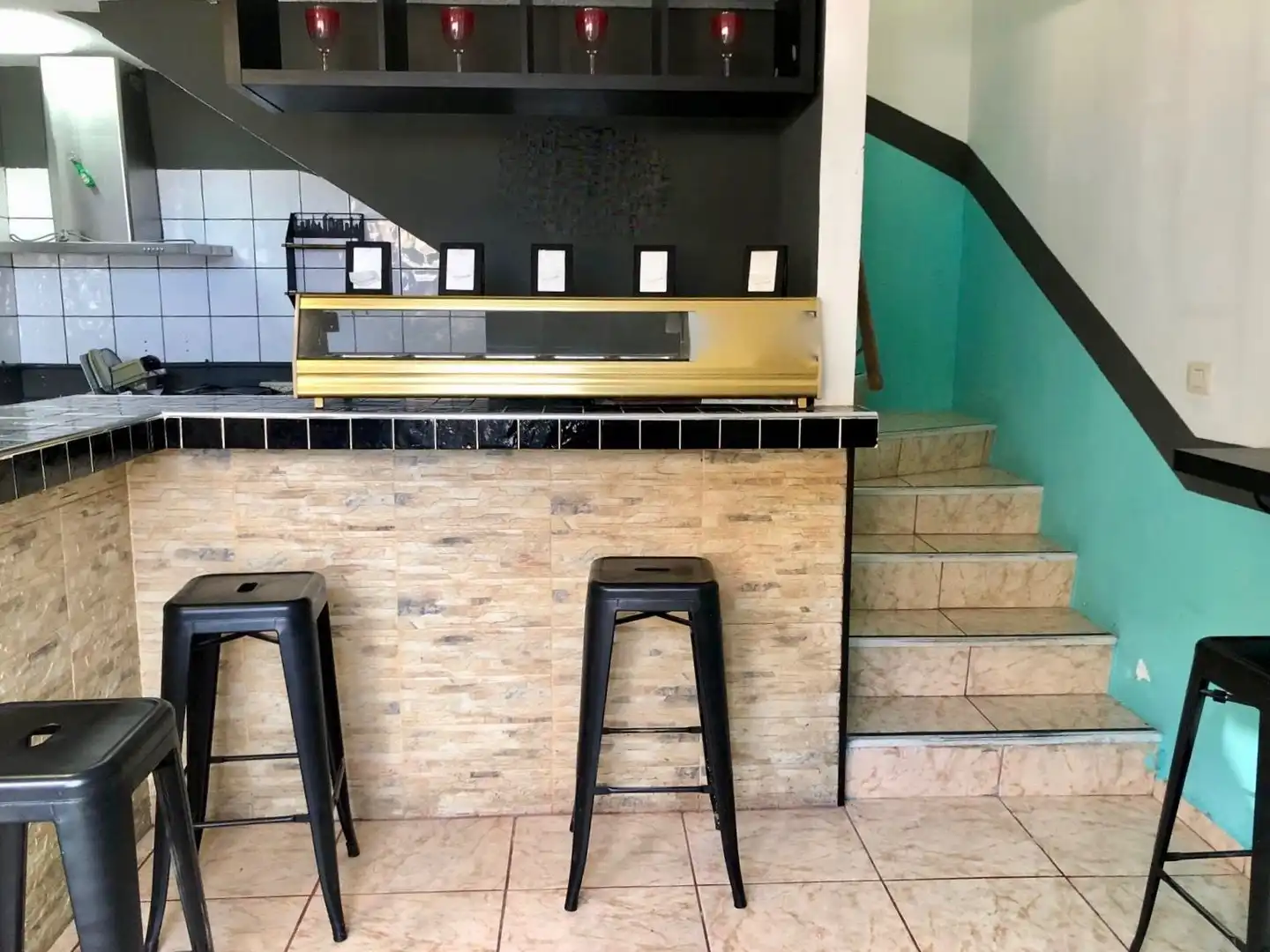 Commercial properties for rent in Candelaria