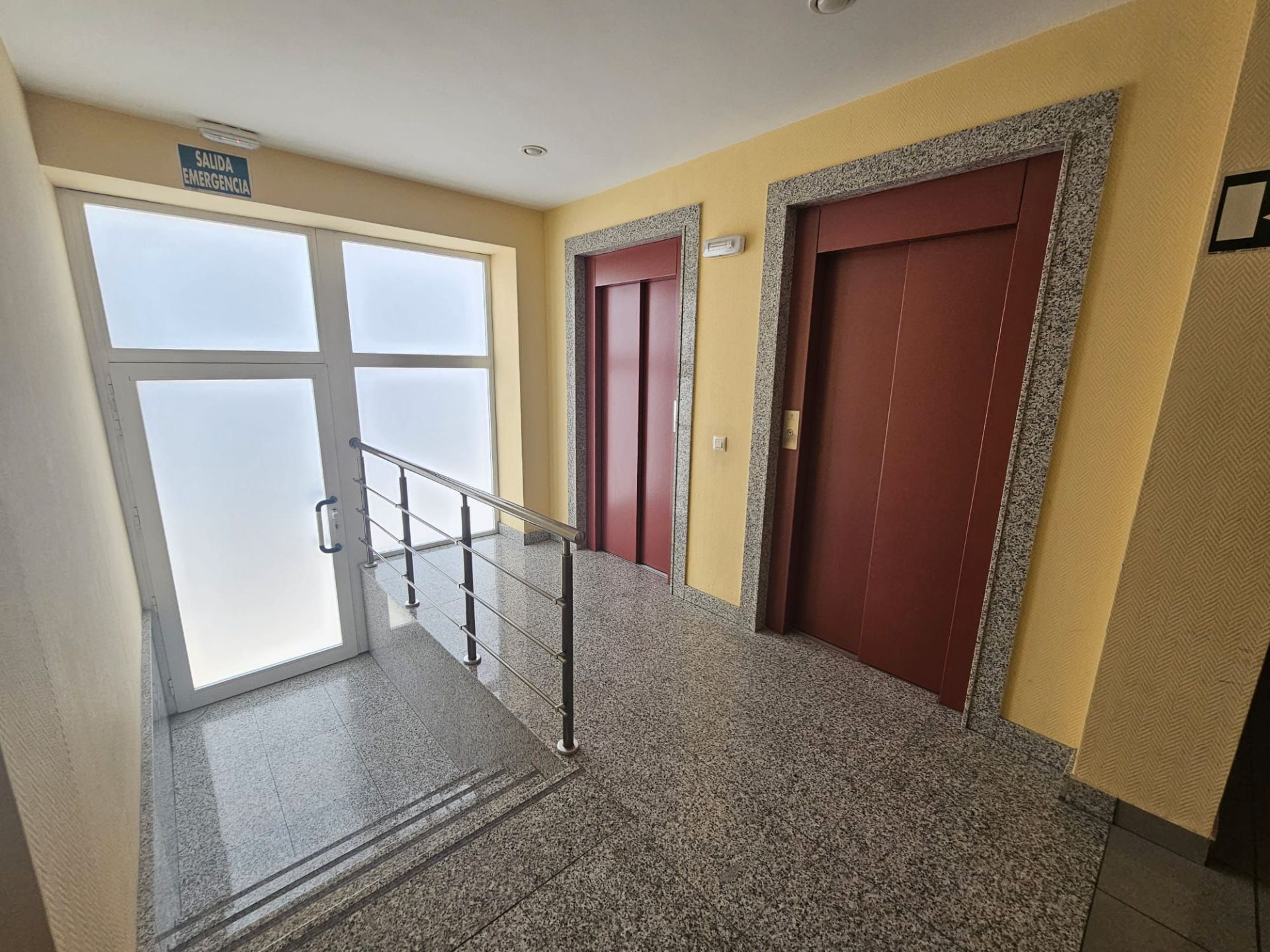 Loft for sale in Algete  with Air Conditioner and Heating