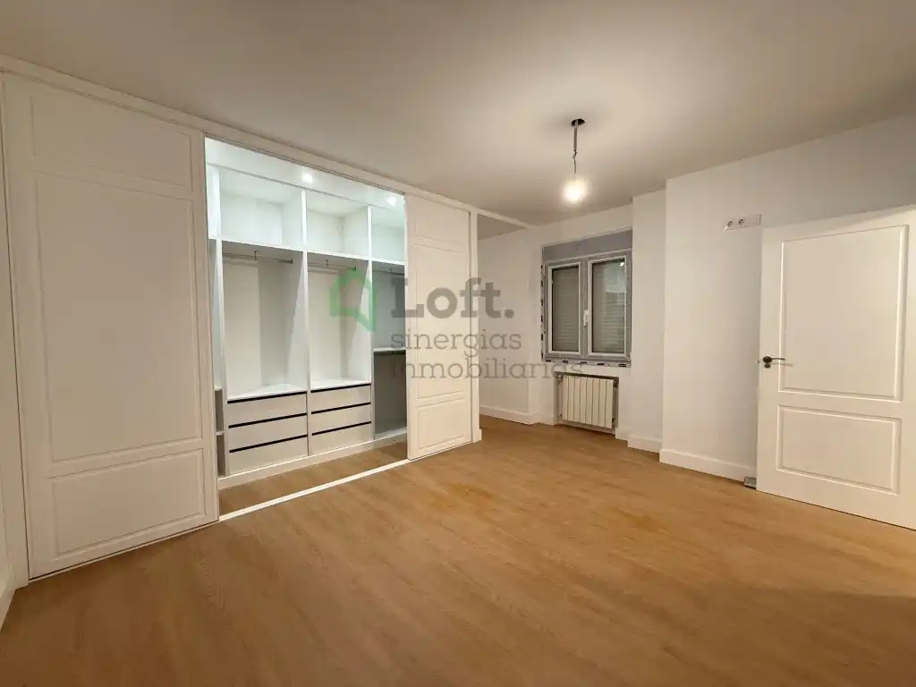 Habitación de Piso en venta en Badajoz con Aire acondicionado y Calefacción