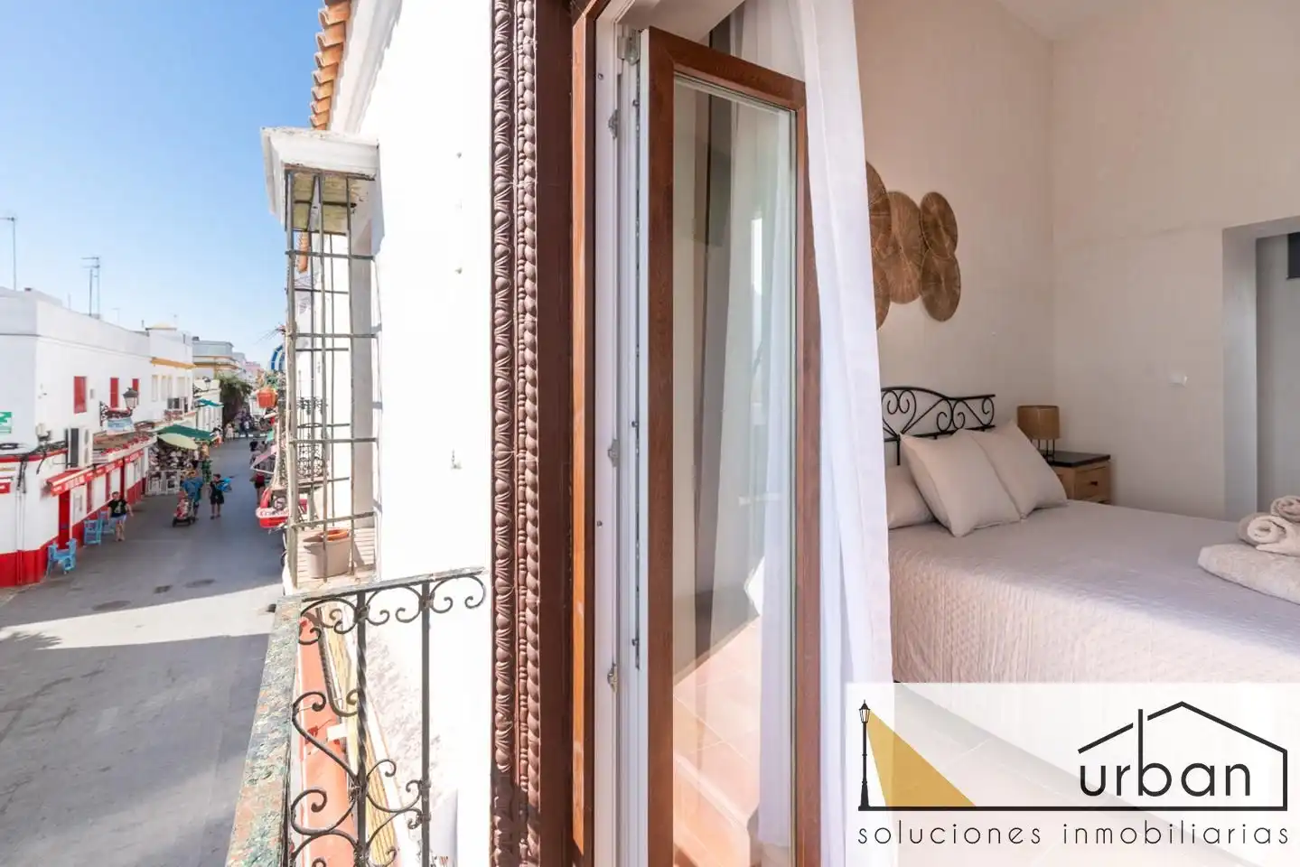 Bedroom of Houses for sale in Chipiona  with Private garden