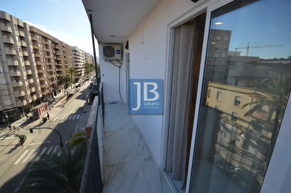 Piso con terraza en venta en Avinguda de la República Argentina 65, imagen 20