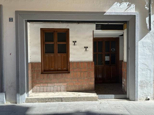 Local comercial en Venta en Calle Capitán Aranda Baja en San Ildefonso - Catedral