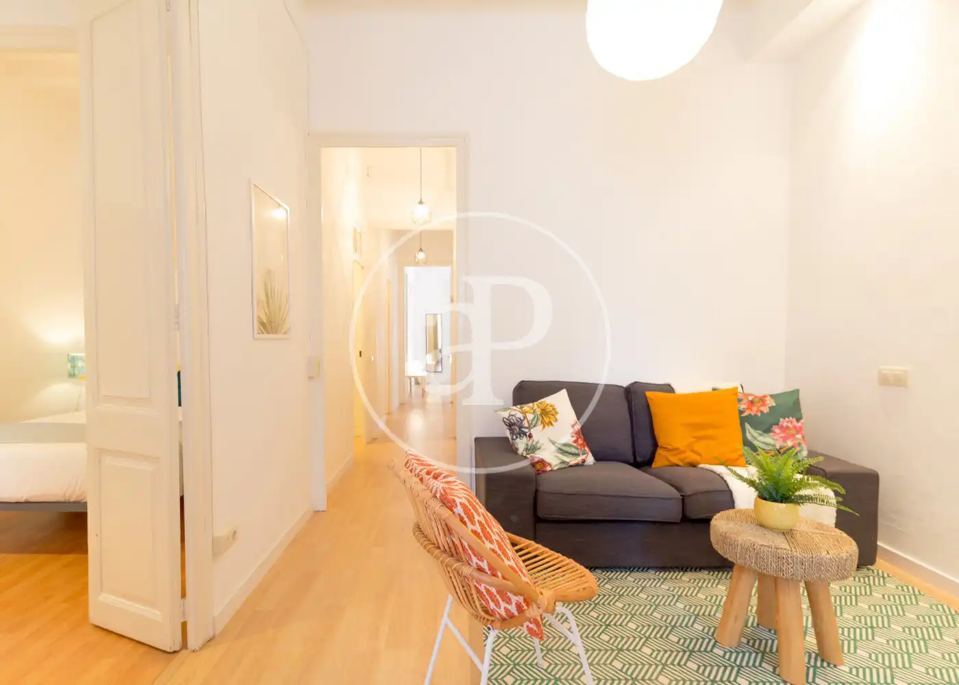 Piso con terraza en venta en Carrer de Girona, imagen 2