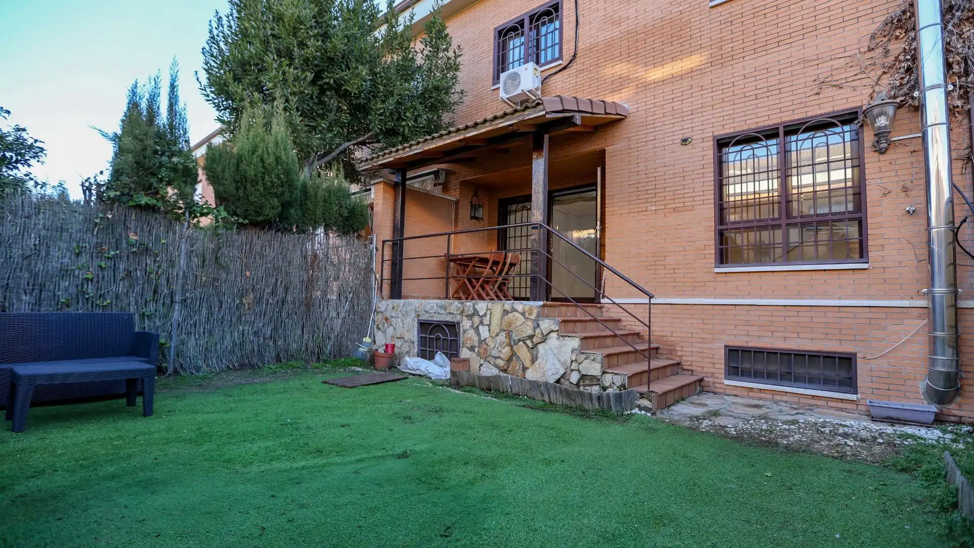 Jardín de Casa adosada en venta en Valdemoro con Aire acondicionado, Jardín privado y Terraza