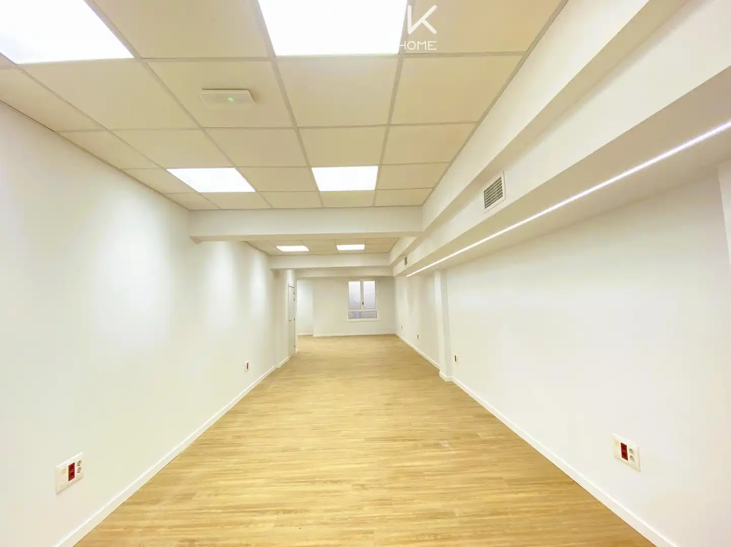 Local comercial de lloguer a Corcega, imagen 9
