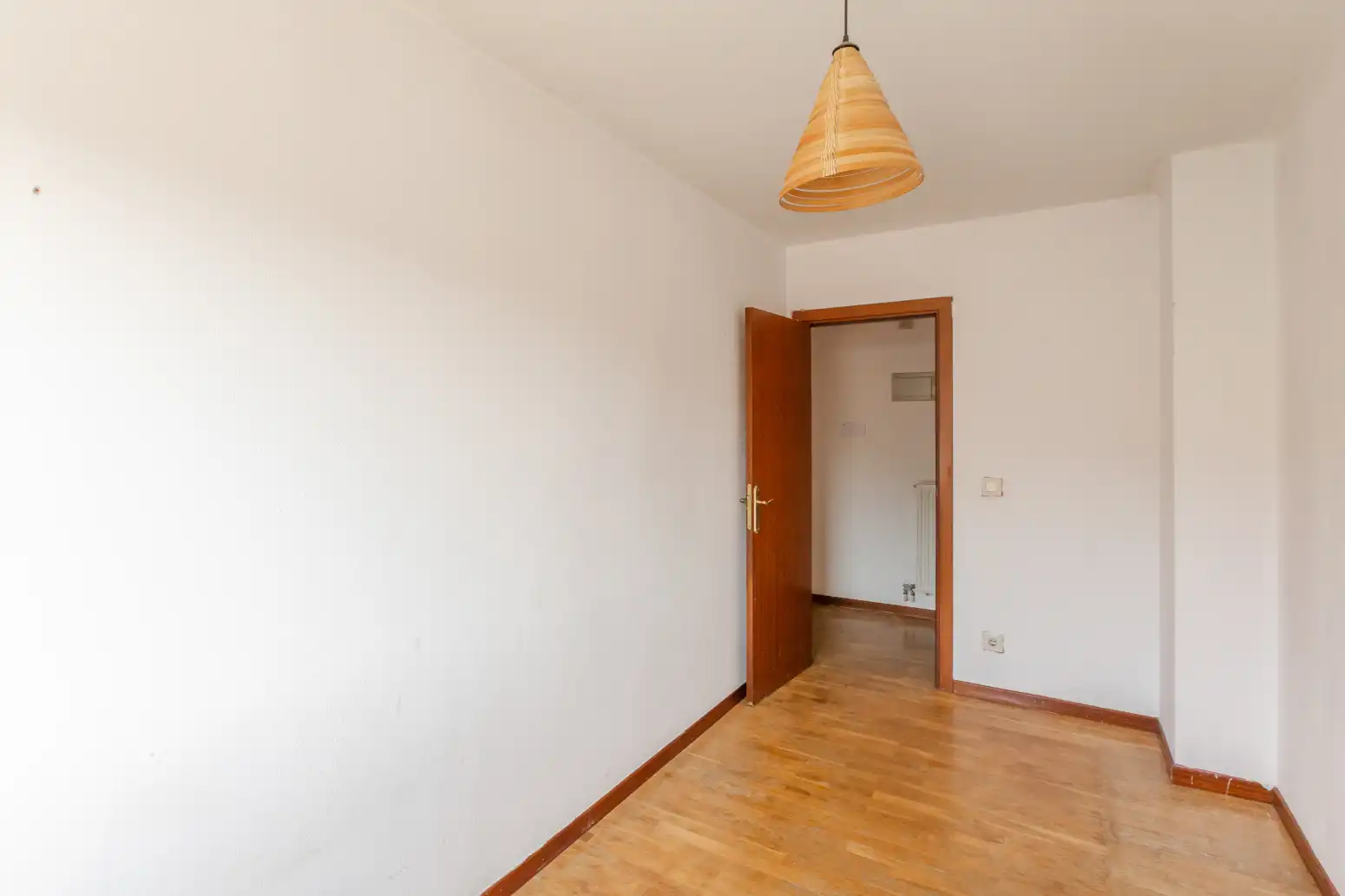 Dormitori de Pis en venda en  Pamplona / Iruña amb Calefacció, Parquet i Traster