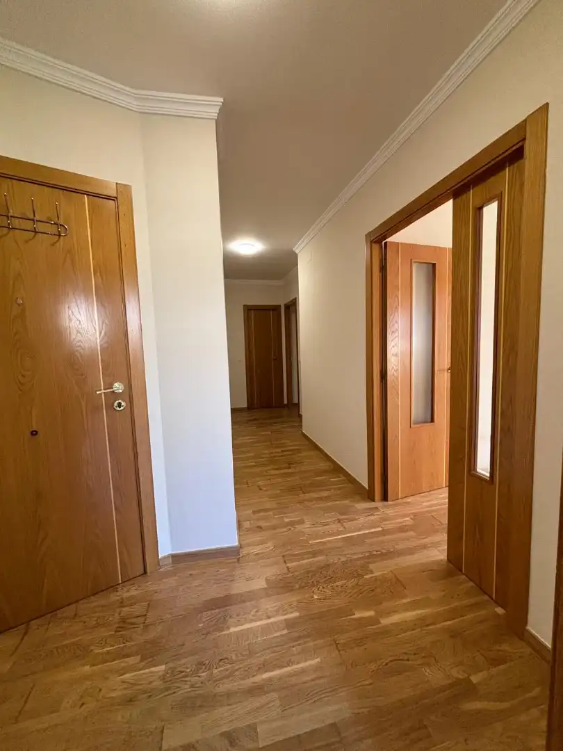 Wohnung zum Verkauf in Cuéllar mit Heizung, Parkett und Terrasse