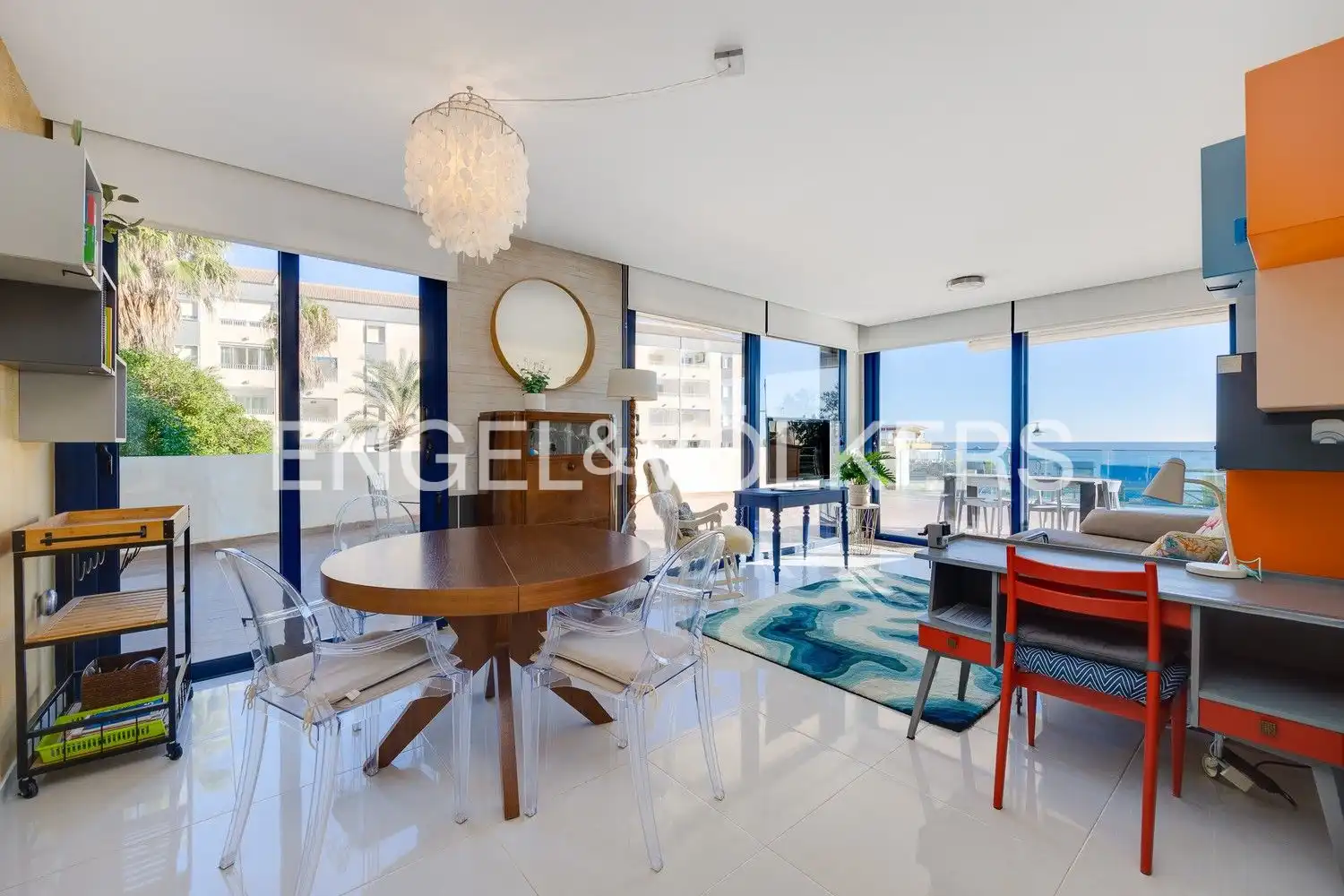 Esszimmer von Erdgeschoss zum Verkauf in Torrevieja mit Klimaanlage, Heizung und Terrasse