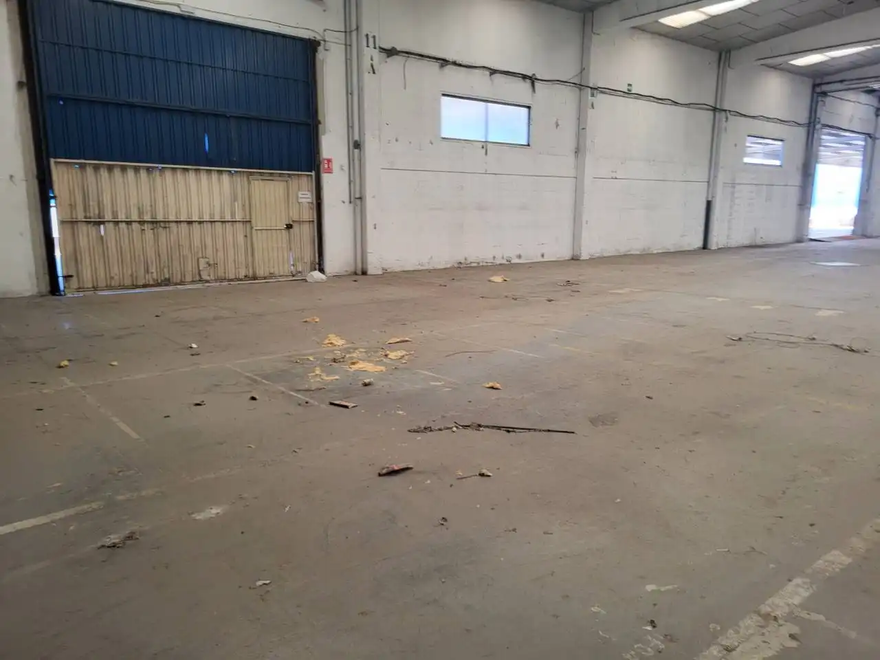 Parking de Nave industrial de alquiler en Almussafes
