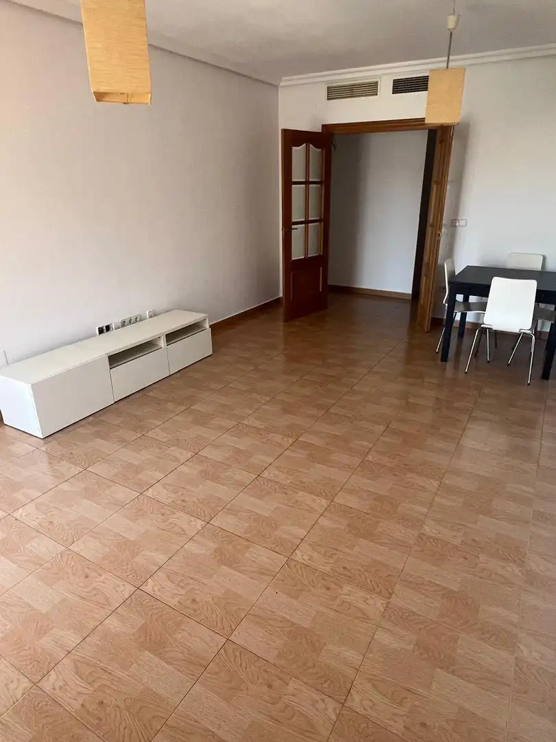 Wohnzimmer von Wohnung zum Verkauf in Murcia mit Klimaanlage, Heizung und Privatgarten