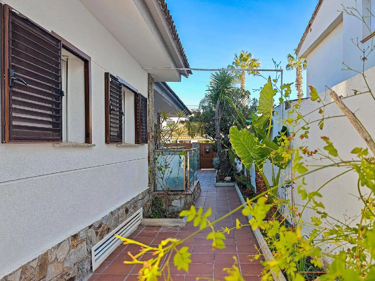 Exterior view of Houses for sale in Sant Pere de Ribes  with Air Conditioner, Heating and Private garden