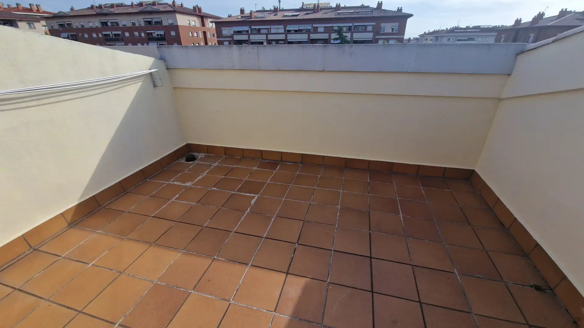 Terraza de Ático de alquiler en Sant Cugat del Vallès con Calefacción, Parquet y Terraza