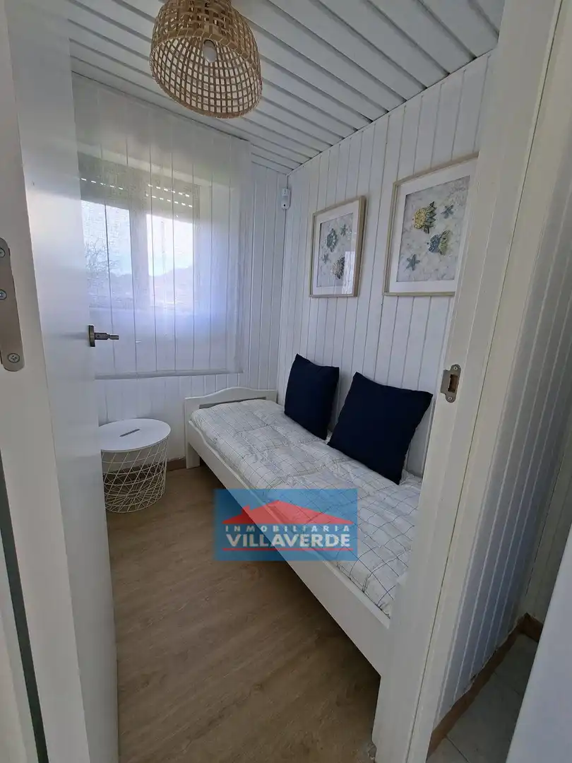 Habitación de Casa o chalet en venta en Cangas 