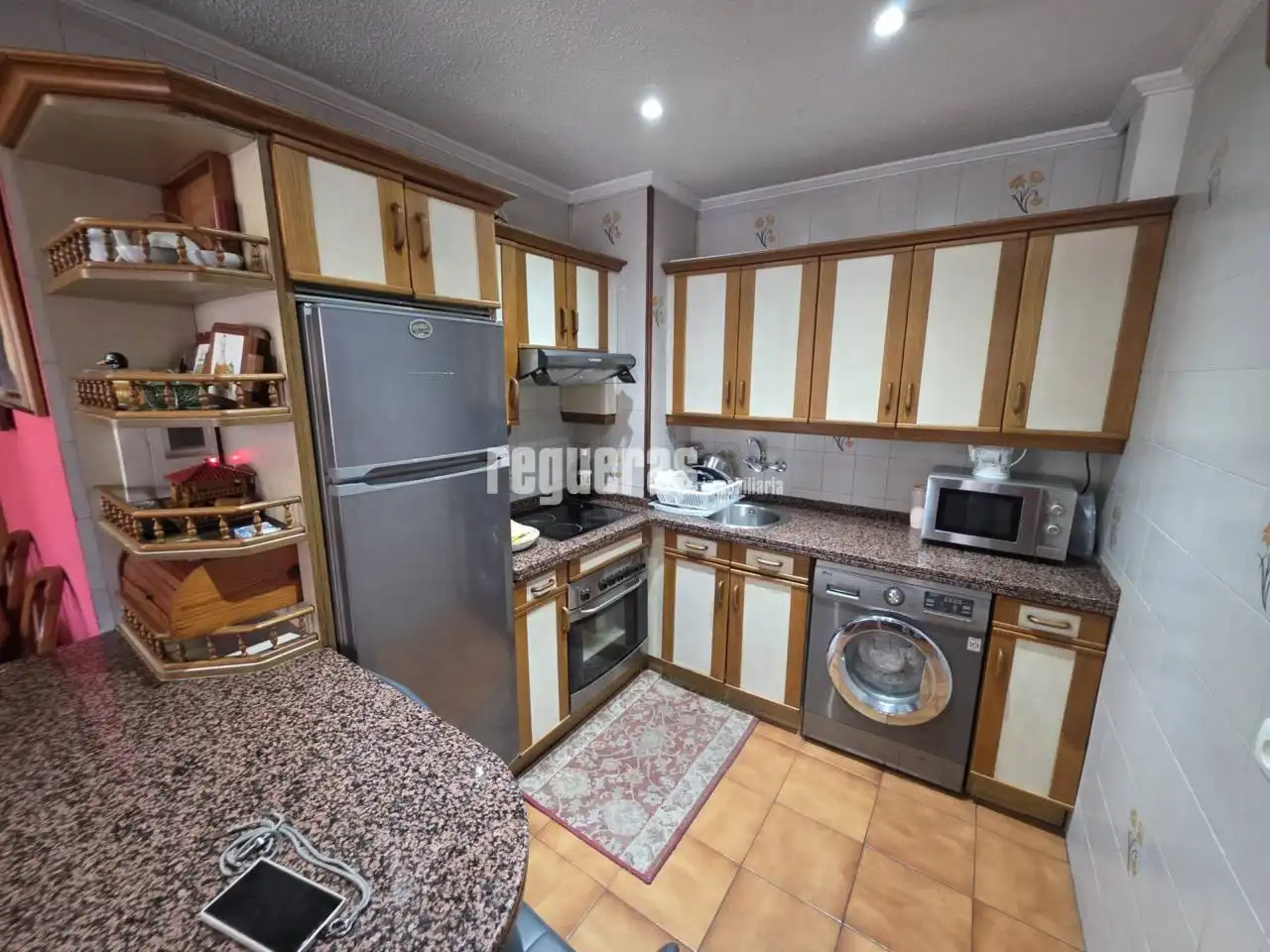 Cocina de Ático en venta en Avilés con Calefacción, Parquet y Terraza