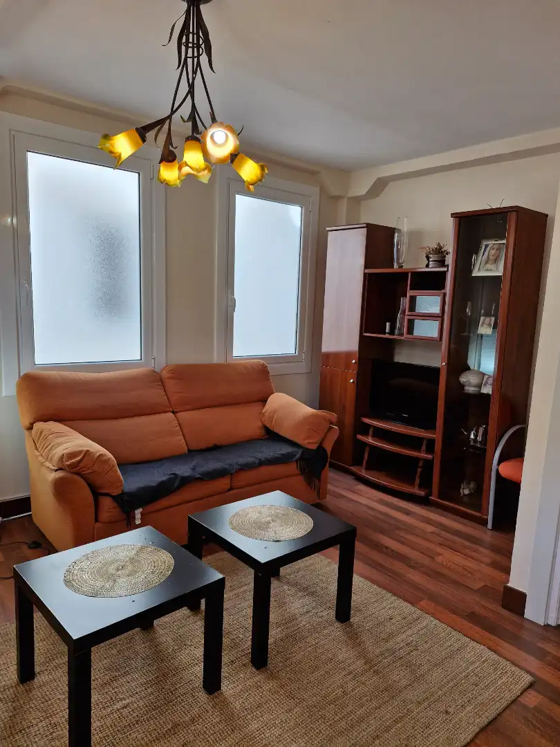 Sala de estar de Piso de alquiler en Bilbao  con Calefacción, Parquet y Trastero