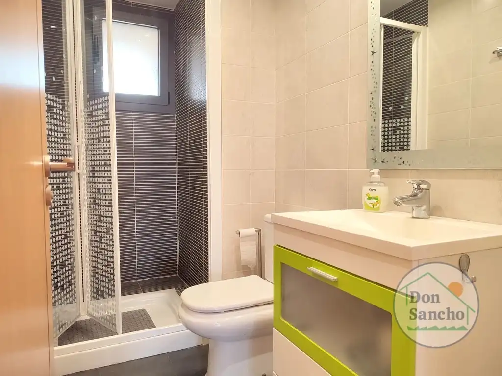 Bathroom of Attic for sale in Valladolid  with Air Conditioner, Heating and Terrace