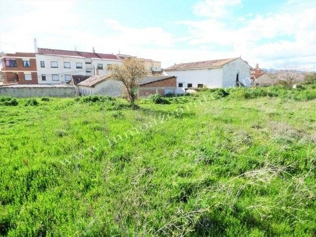 Terreno residencial en Venta en Los Arcos